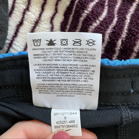 Nike Dri-fit Blue and Green Running Shorts - Picture 4 of 4